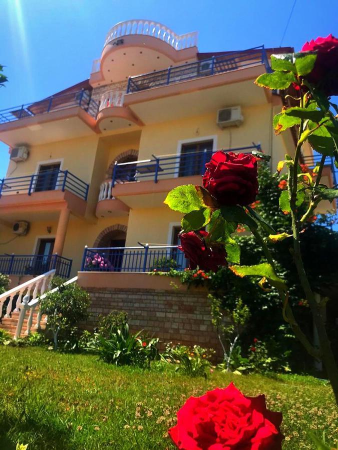 Vila Laura Pasha Villa Ksamil Luaran gambar