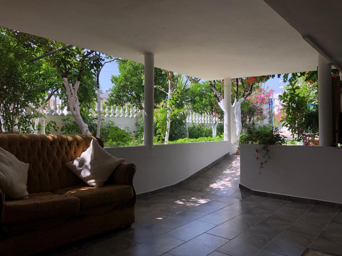 Vila Laura Pasha Villa Ksamil Luaran gambar