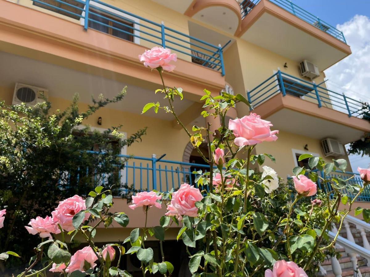 Vila Laura Pasha Villa Ksamil Luaran gambar